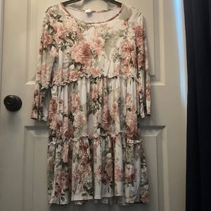 Women’s Bellamie dress size Med